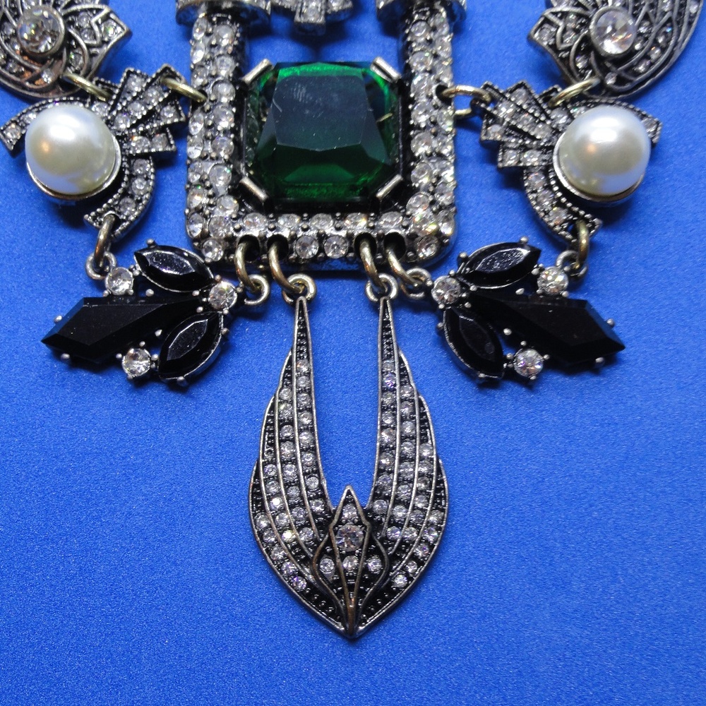 Statement Rhinestone Angel Wing Necklace - Picture 7 of 8